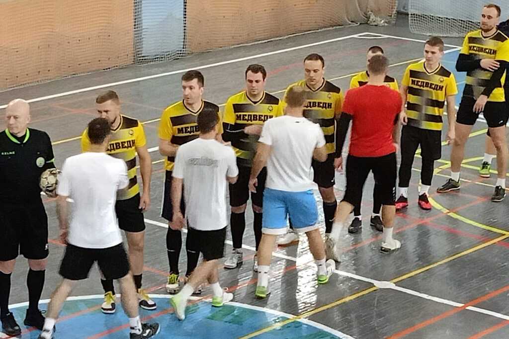 «СТ-Шина» пока без побед