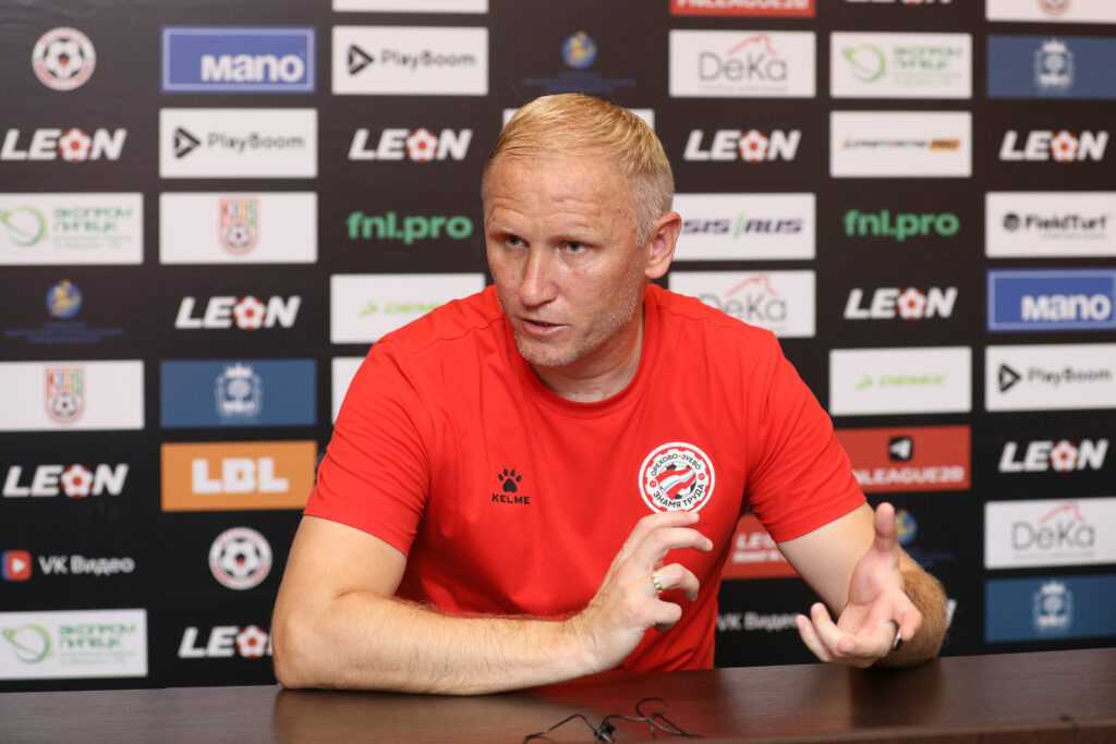 Данцев благодарил, Бугаков сетовал на очередной ляп