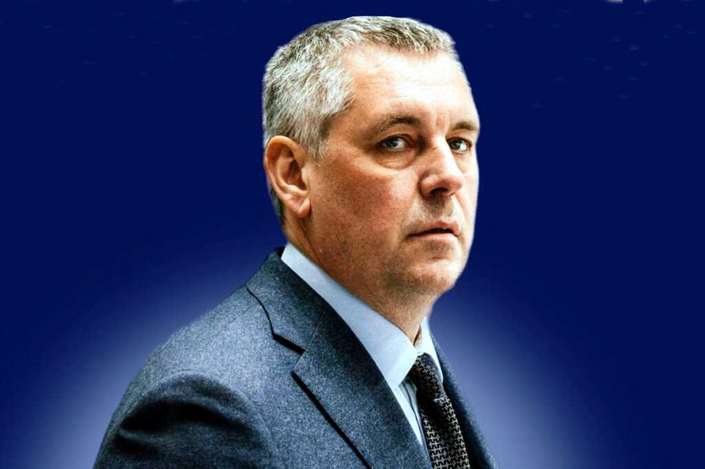 Титов второй раз вошёл в ту же реку