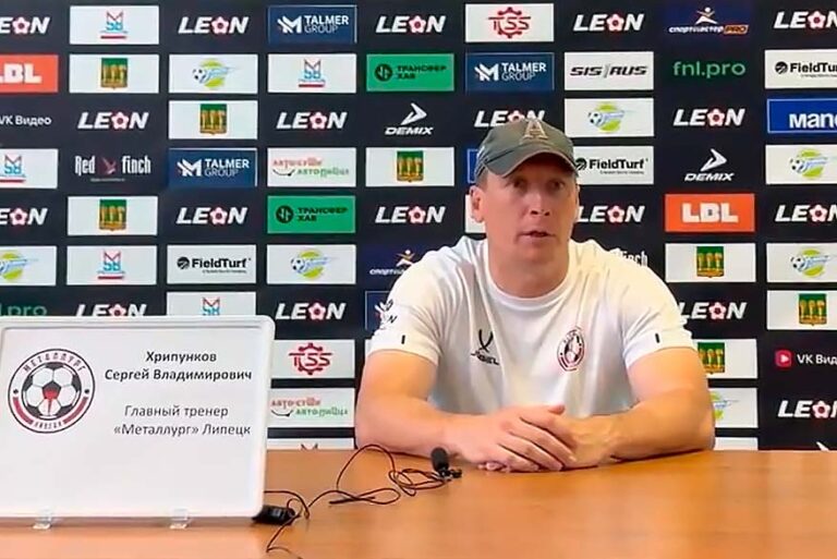 Хрипунков рад, что увёз три очка с натурального поля
