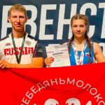 Девушки держат удар и добывают награды (видео)