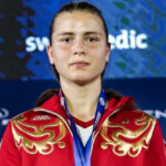 Бронза с флагом России на груди (видео)